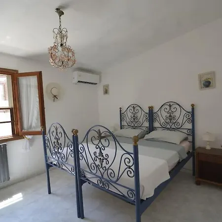 Rosso Apartment