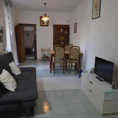 Apartment Rosso *